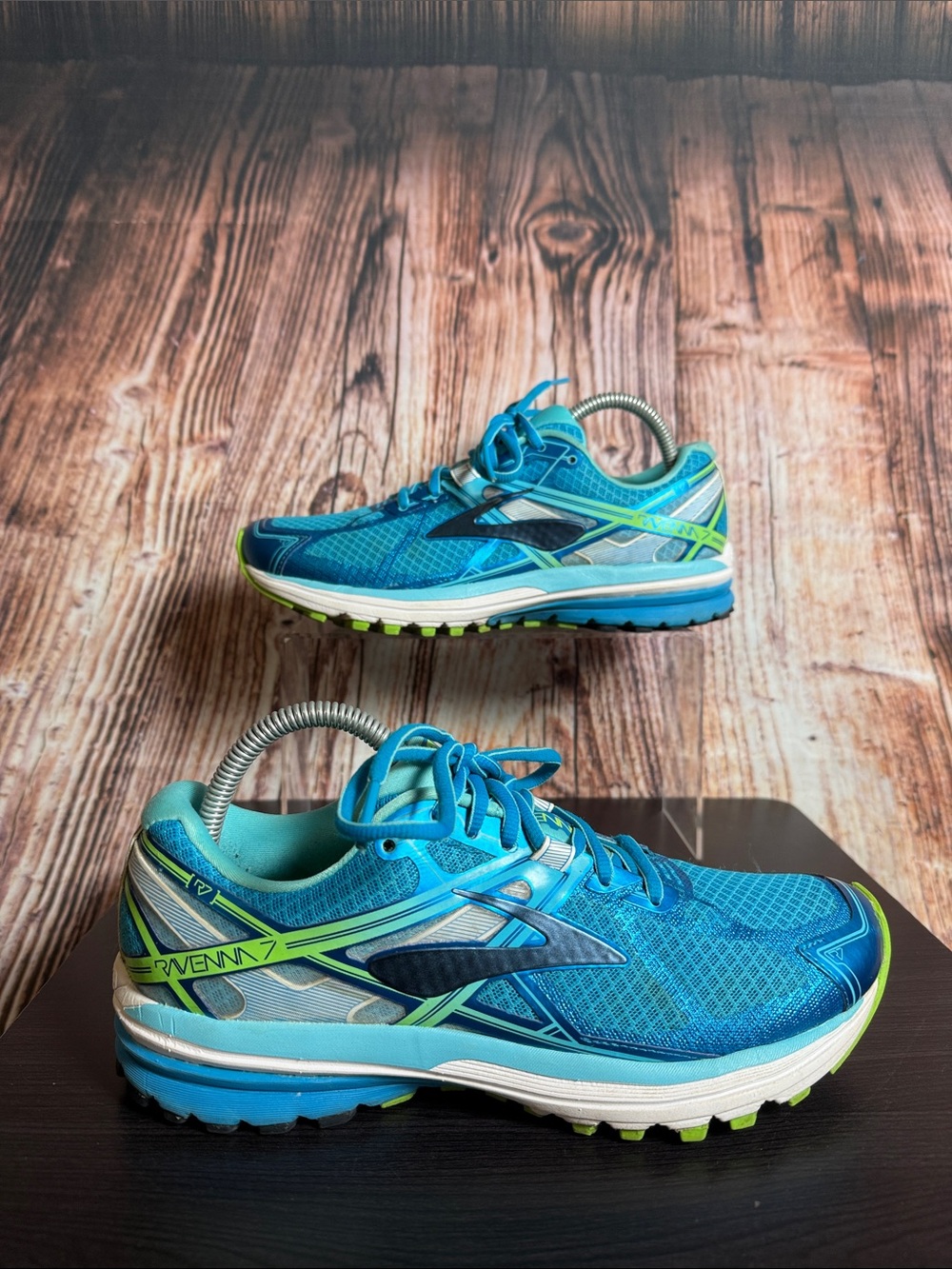 Brooks Ravenna 7 Running Sneakers Womens Sz 9
